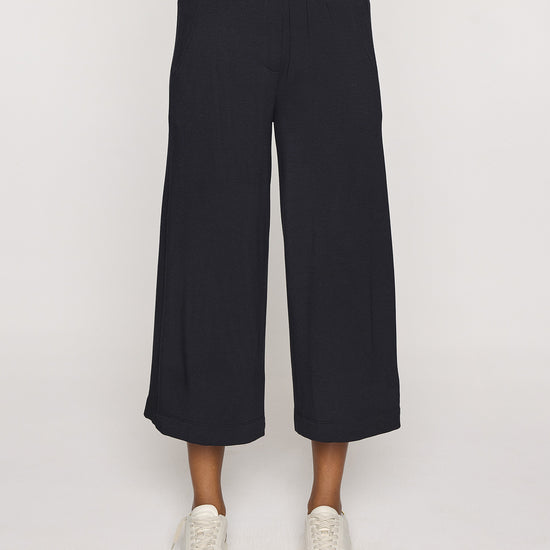 Black | The Culottes Front