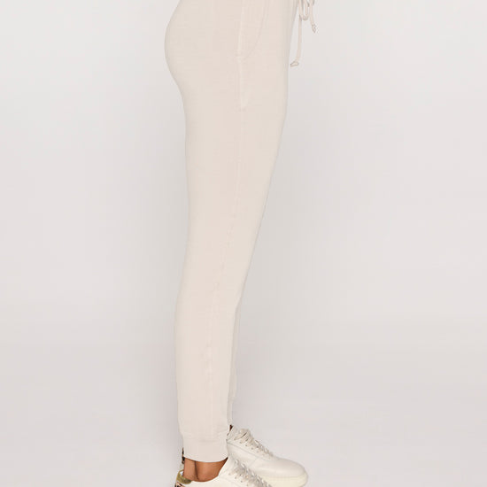 Unbleached | The Women's Elevated Jogger Side