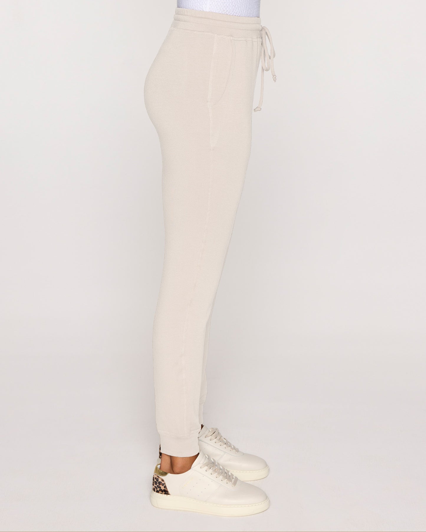 Unbleached | The Women's Elevated Jogger Side