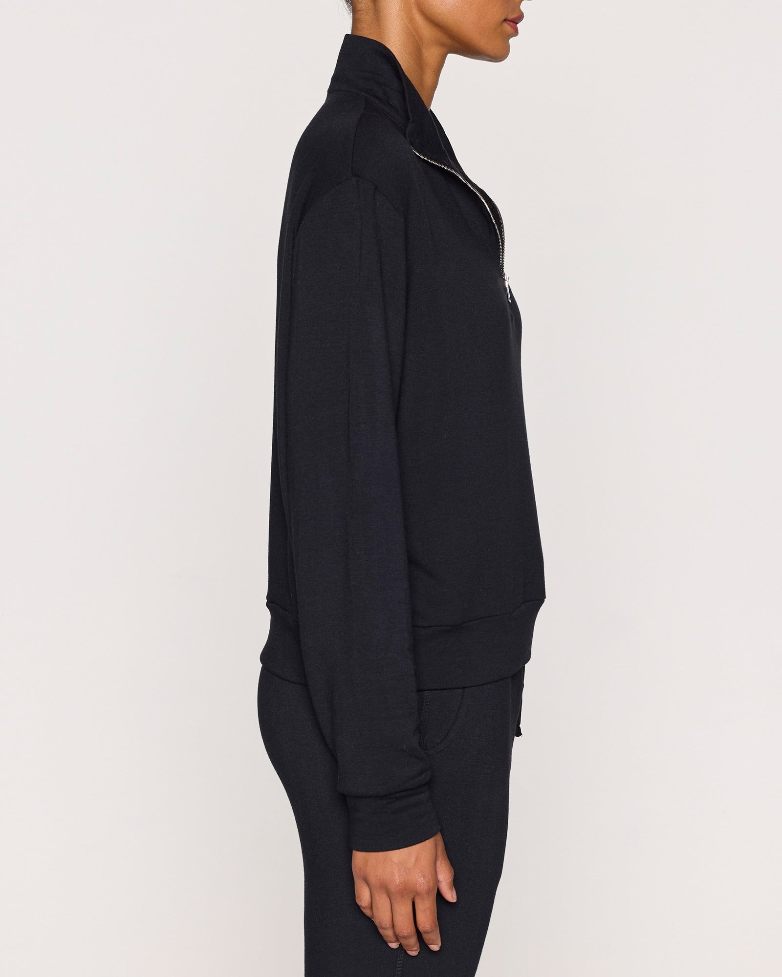 Black | Women's 1/4 Zip Side