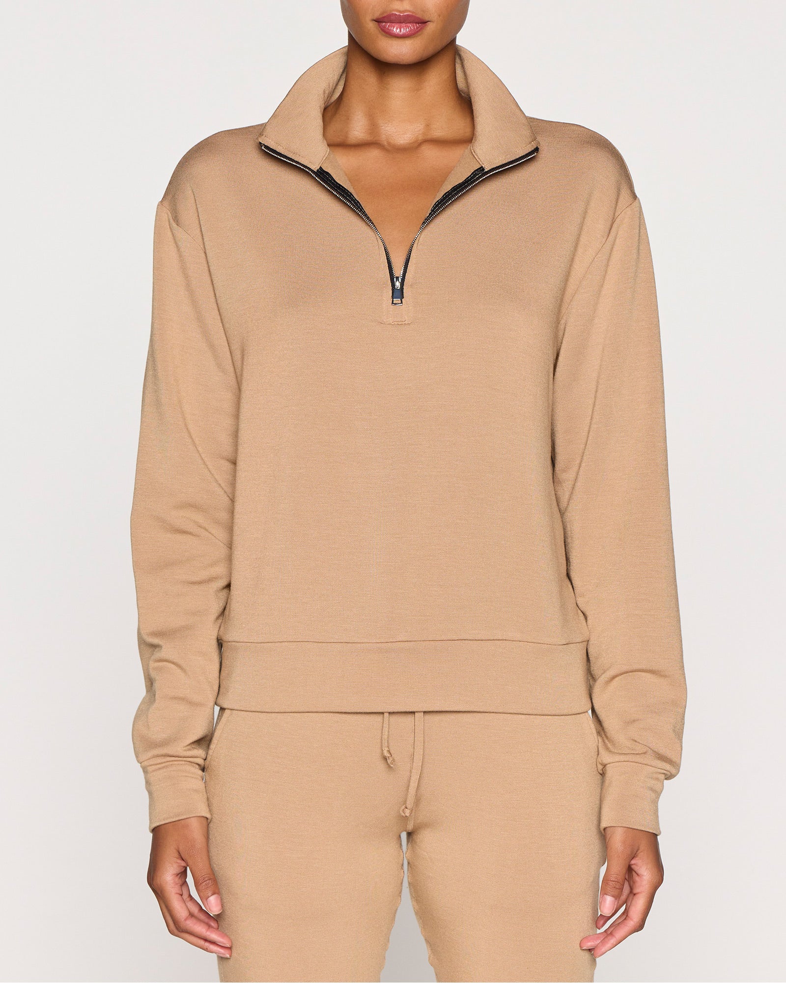 Camel | The Women's 1/4 Zip Front