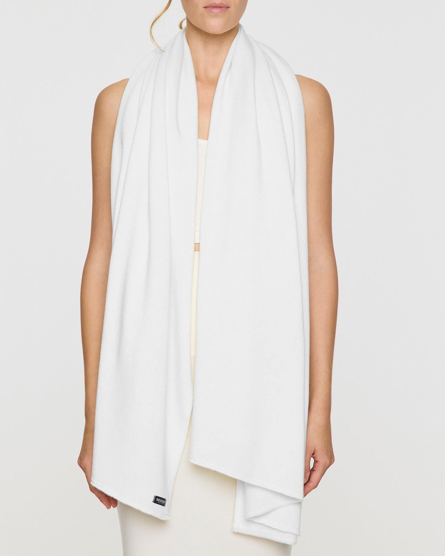 White | 2 Yard | The Signature Wraps