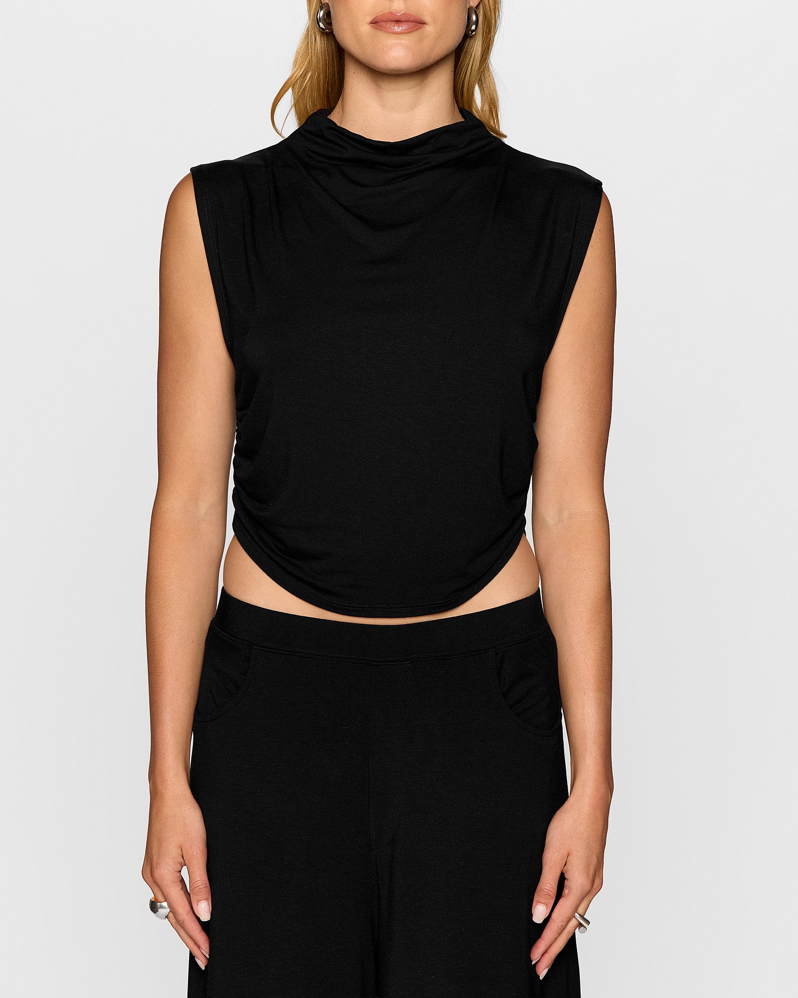 Black | The Nina Sleeveless Top
