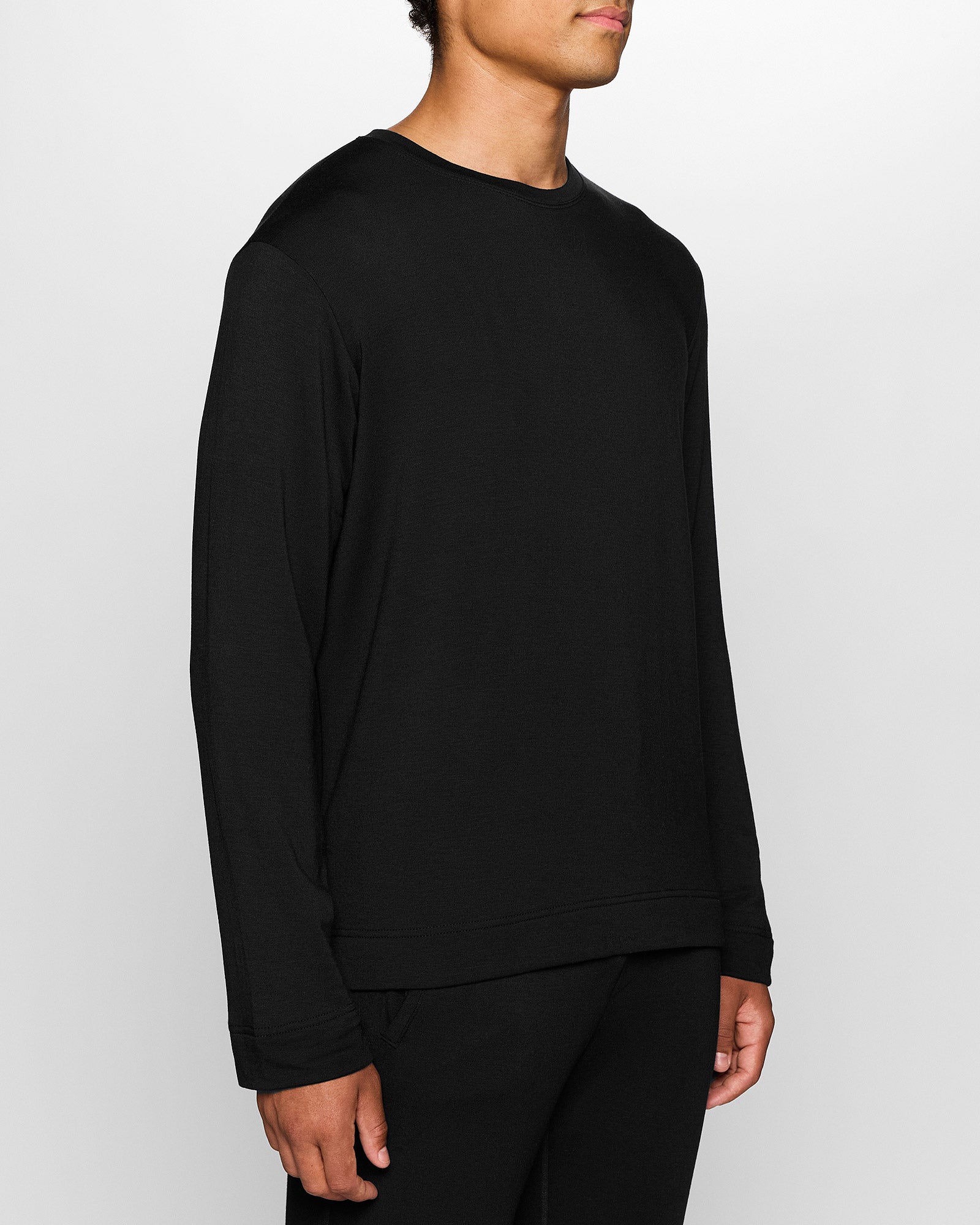 Black | The Long Sleeve Crew Pullover