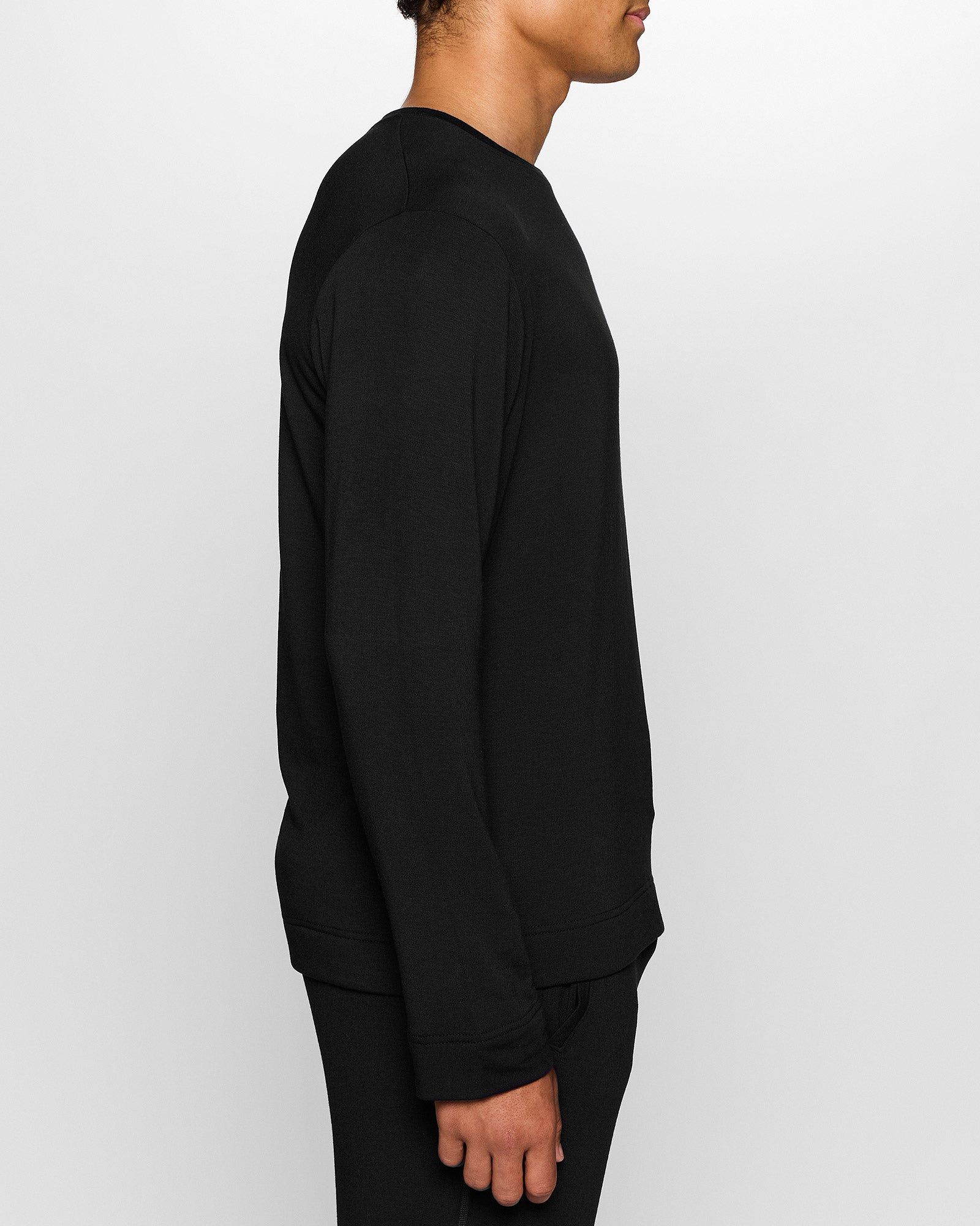 Black | The Long Sleeve Crew Pullover