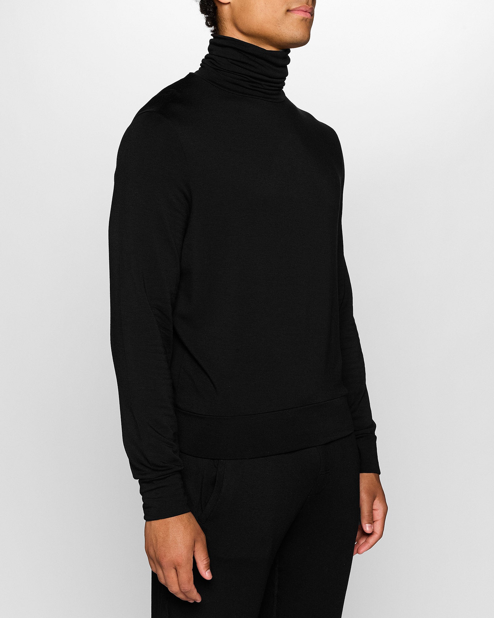Black | The Men's Turtleneck