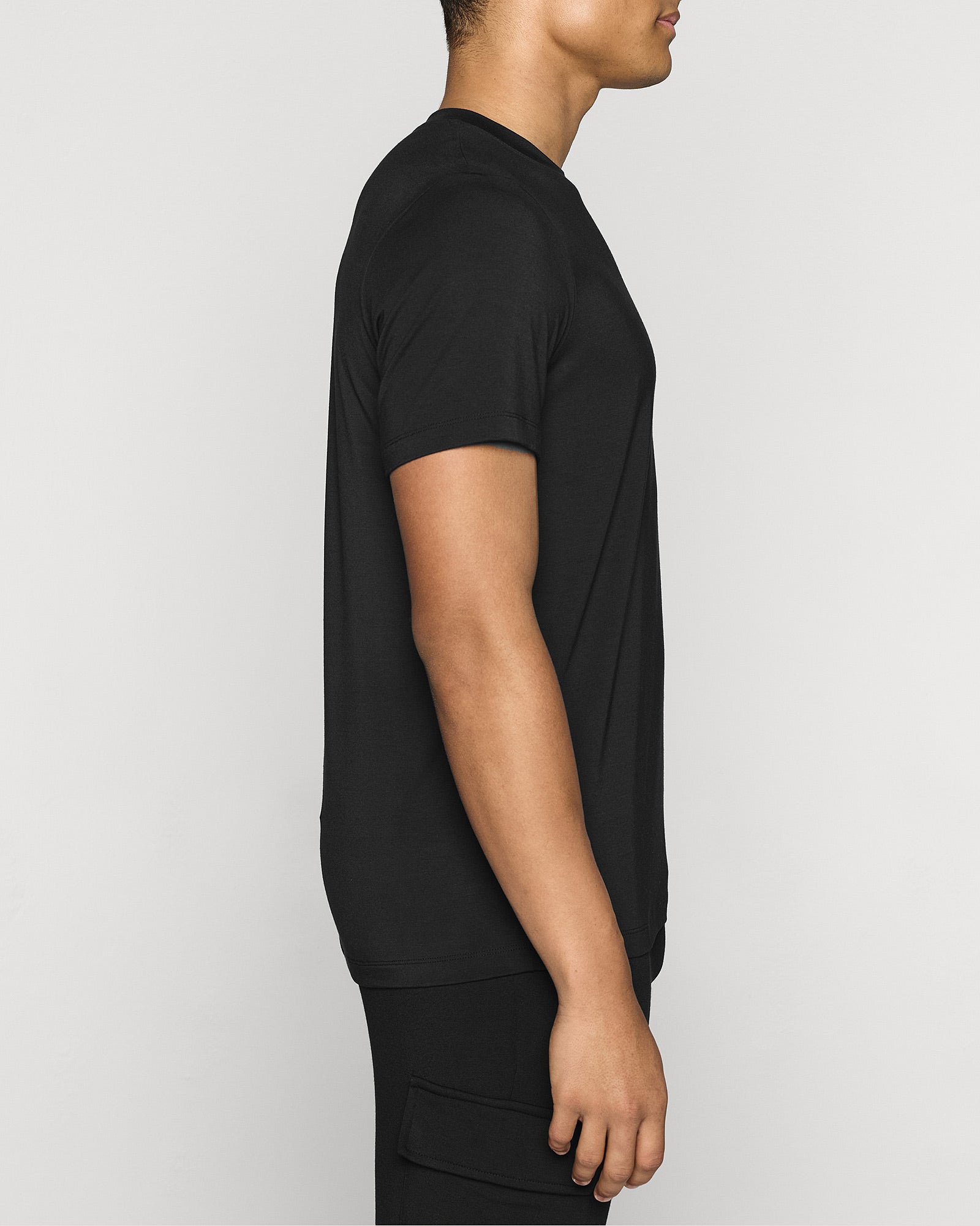 Black | Men's Classic T Lite
