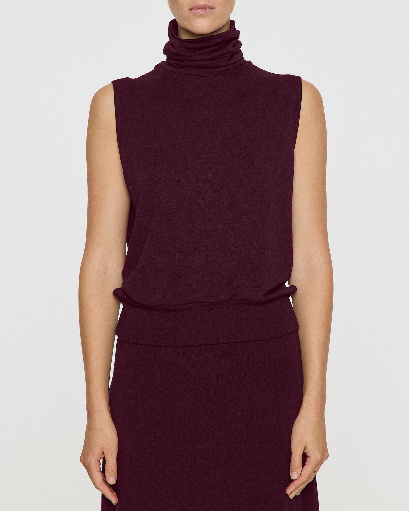 Bordeaux | Women's Sleeveless Turtleneck
