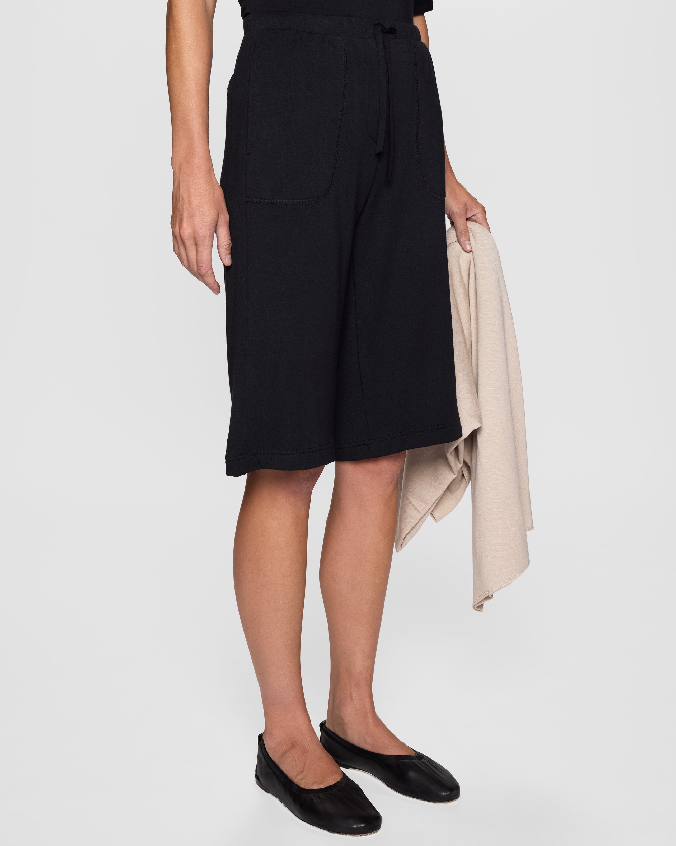 Black | The Caroline Short