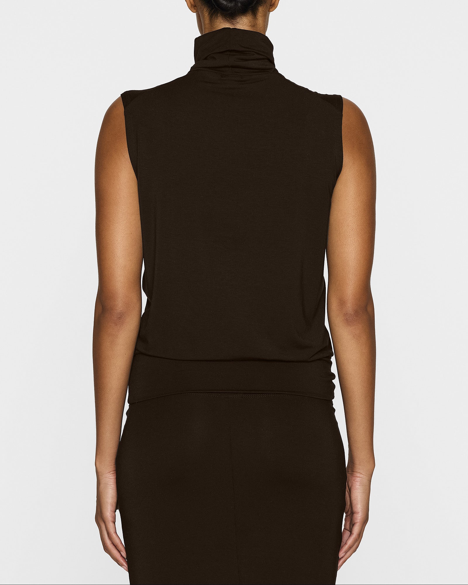 Coco | The Sleeveless Turtleneck LITE