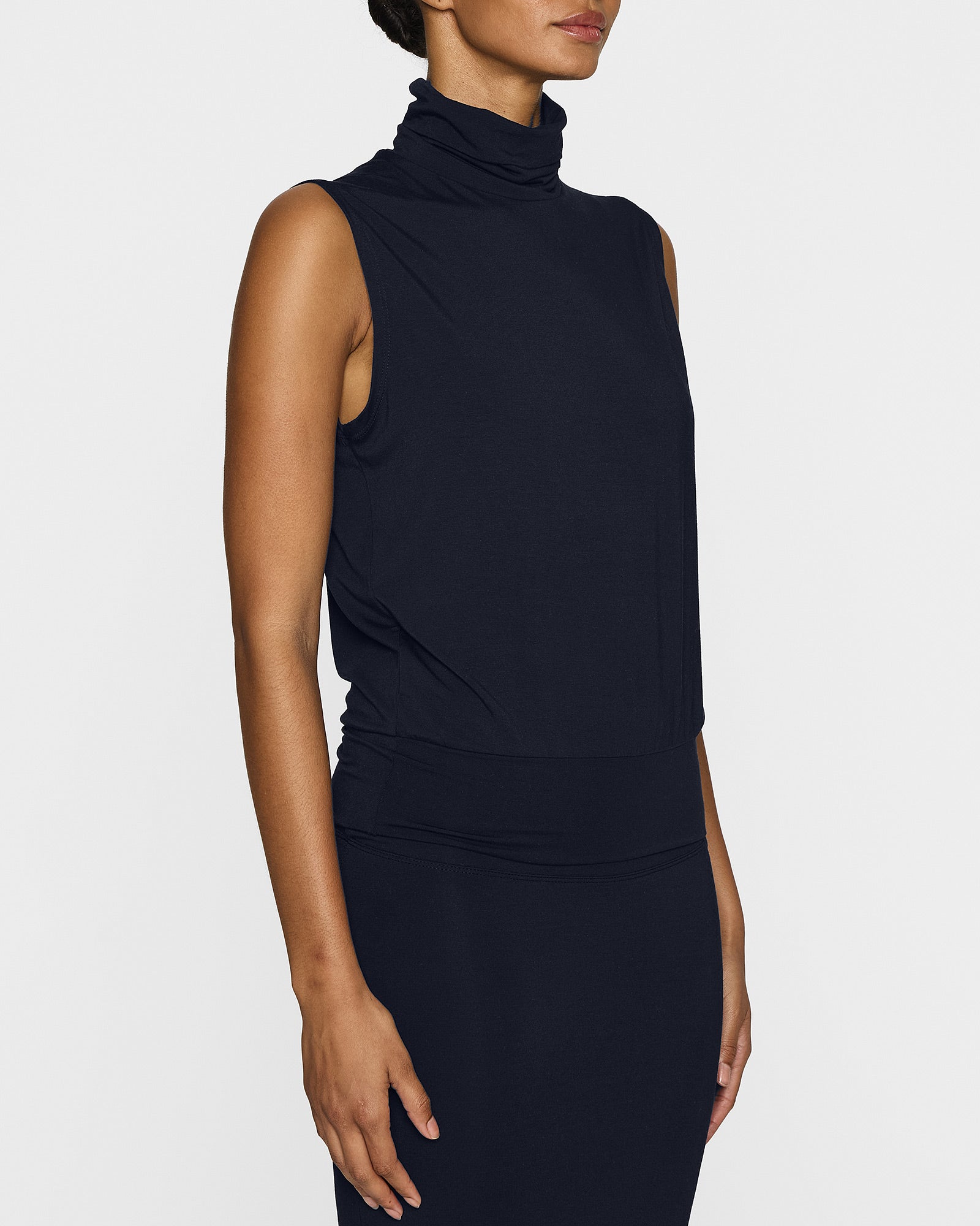 Navy | The Sleeveless Turtleneck LITE