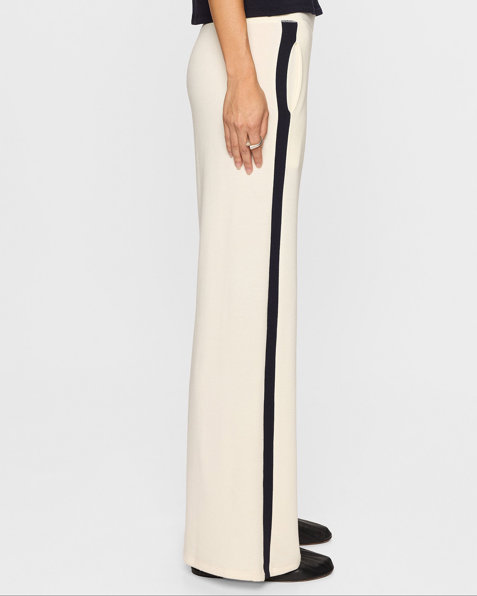 Unbleached/Navy | The Cindy Racer Pant