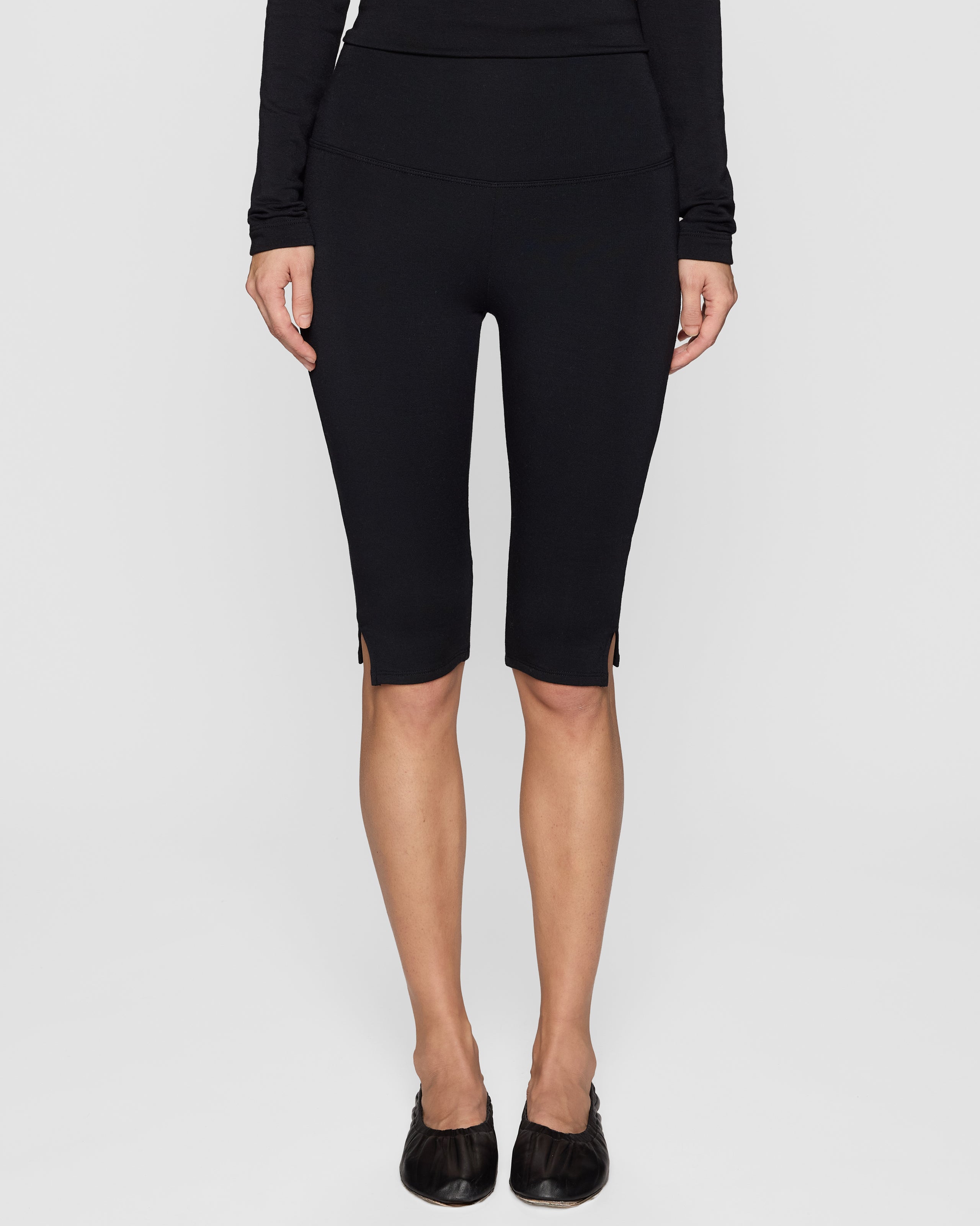 Black | The Capri