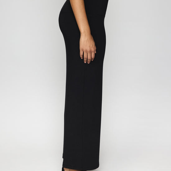 Black | The Maxi Tube Skirt Side