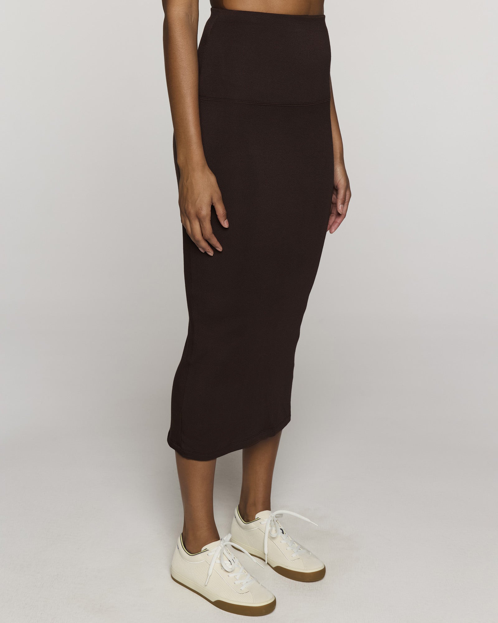 Coco | The Tube Skirt Angle