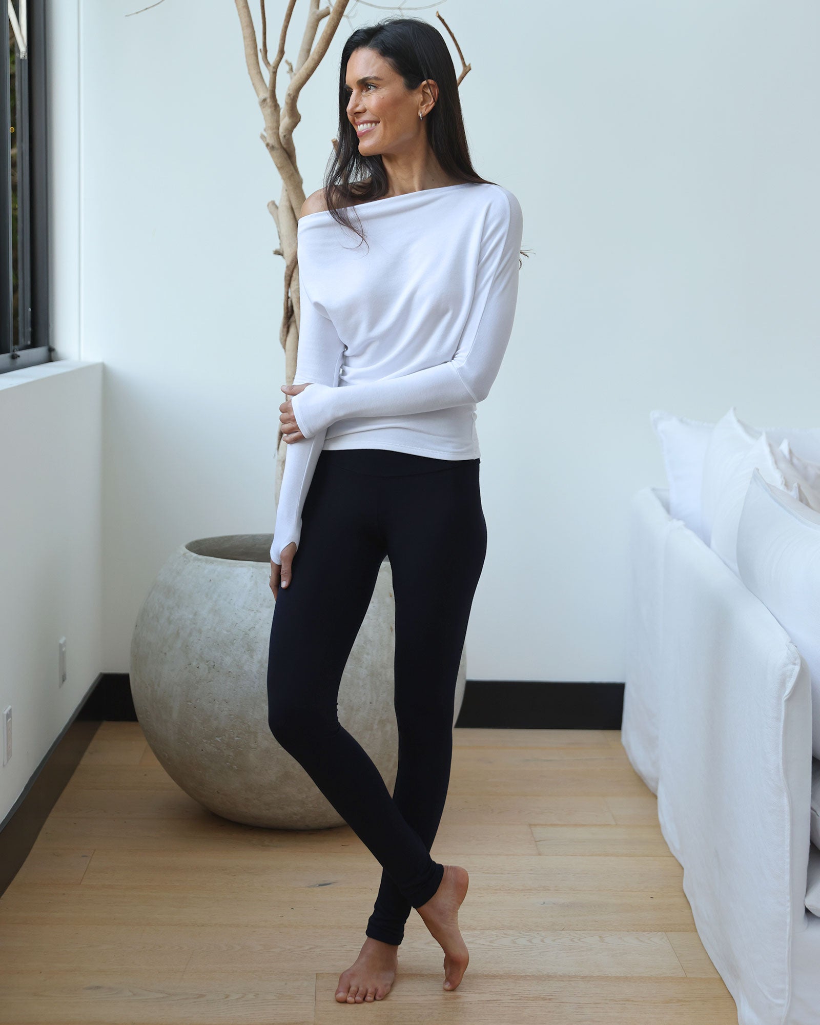 Black | The Elevated Legging by Bleusalt