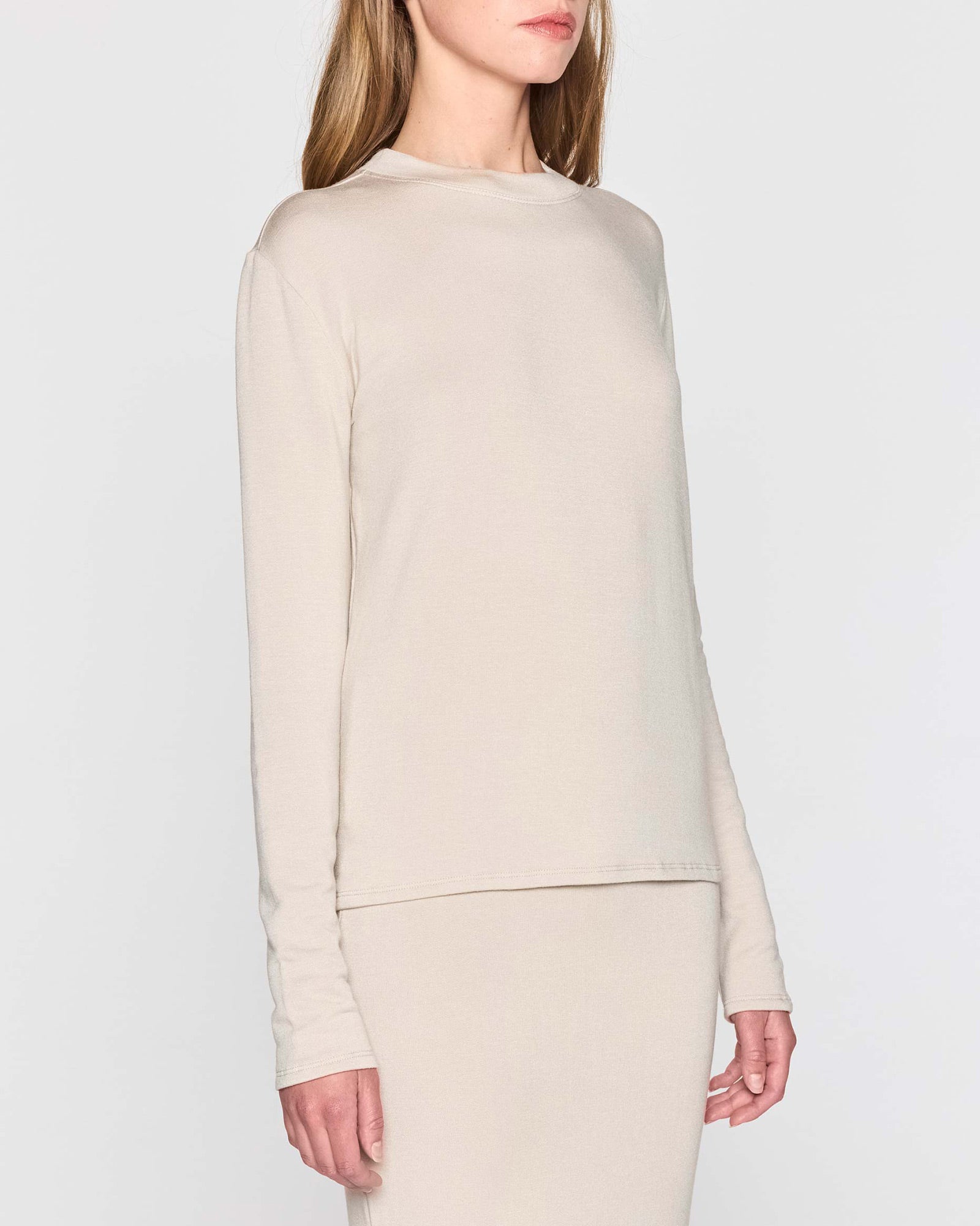 Stone | Women's Long Sleeve Crew Shirt