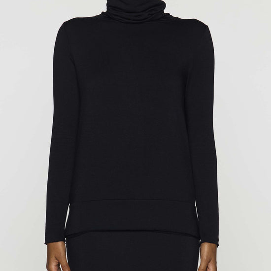 Black | Women's Turtleneck