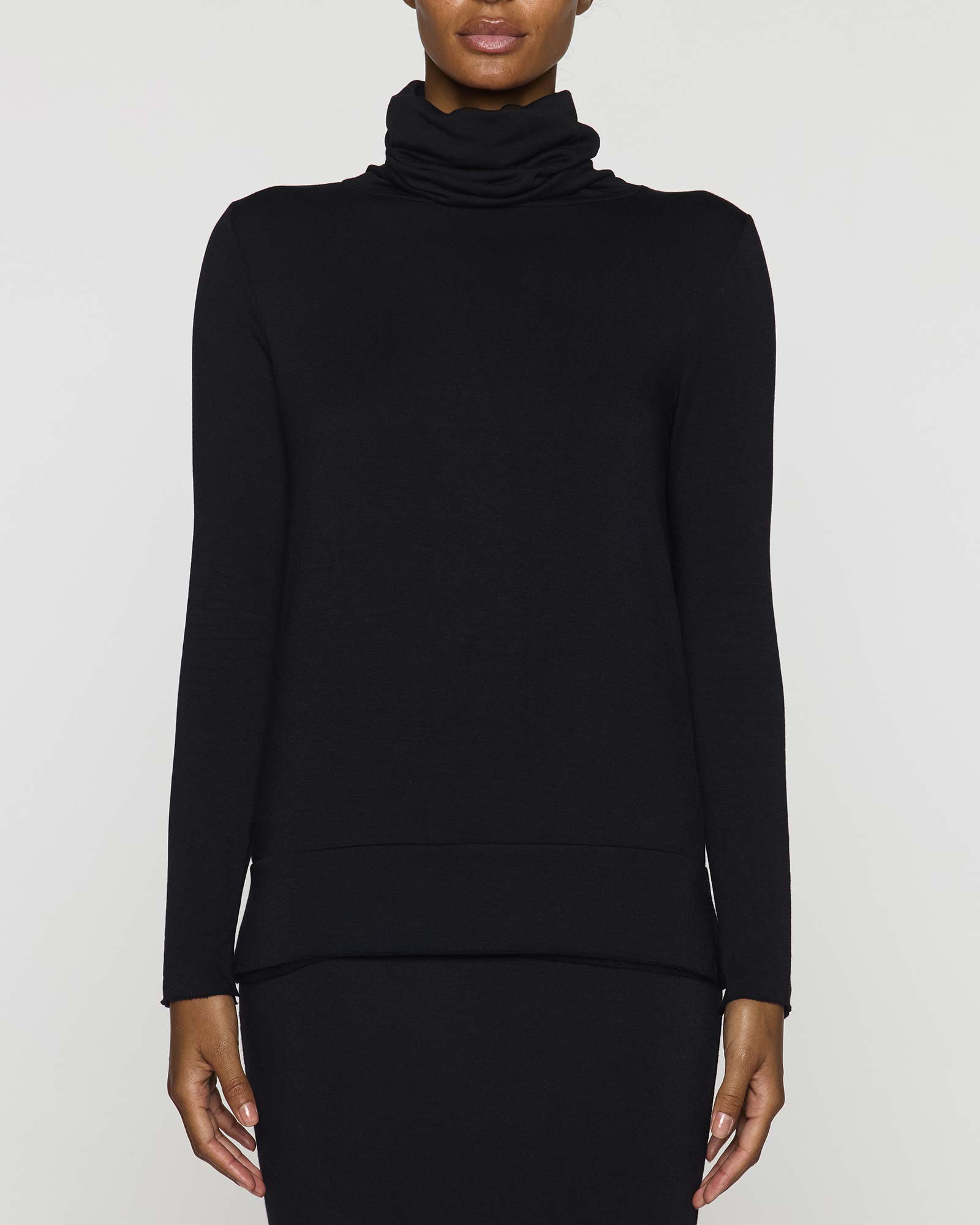 Black | Women's Turtleneck