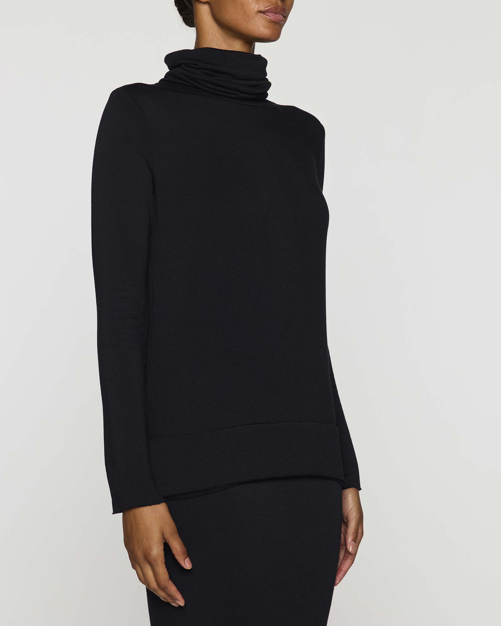 Black | Women's Turtleneck