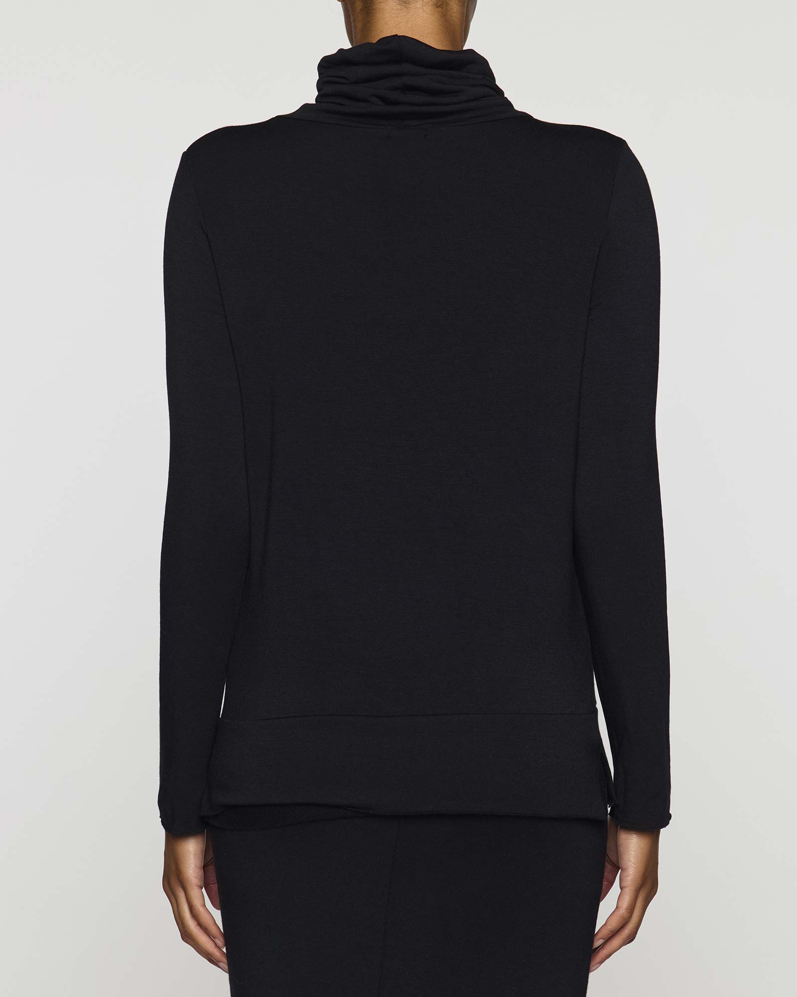 Black | Women's Turtleneck