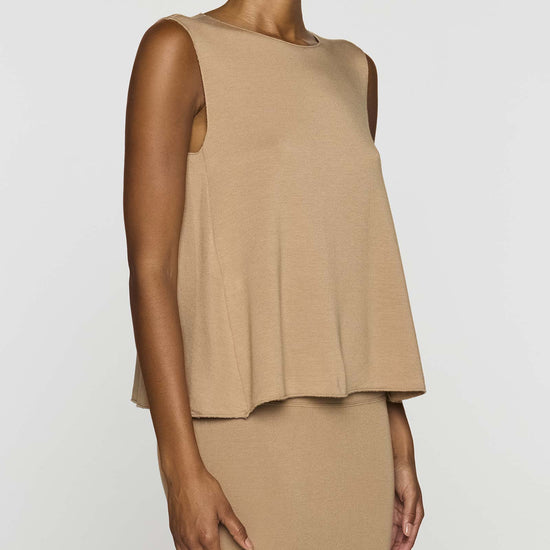 Camel | The Swing Top