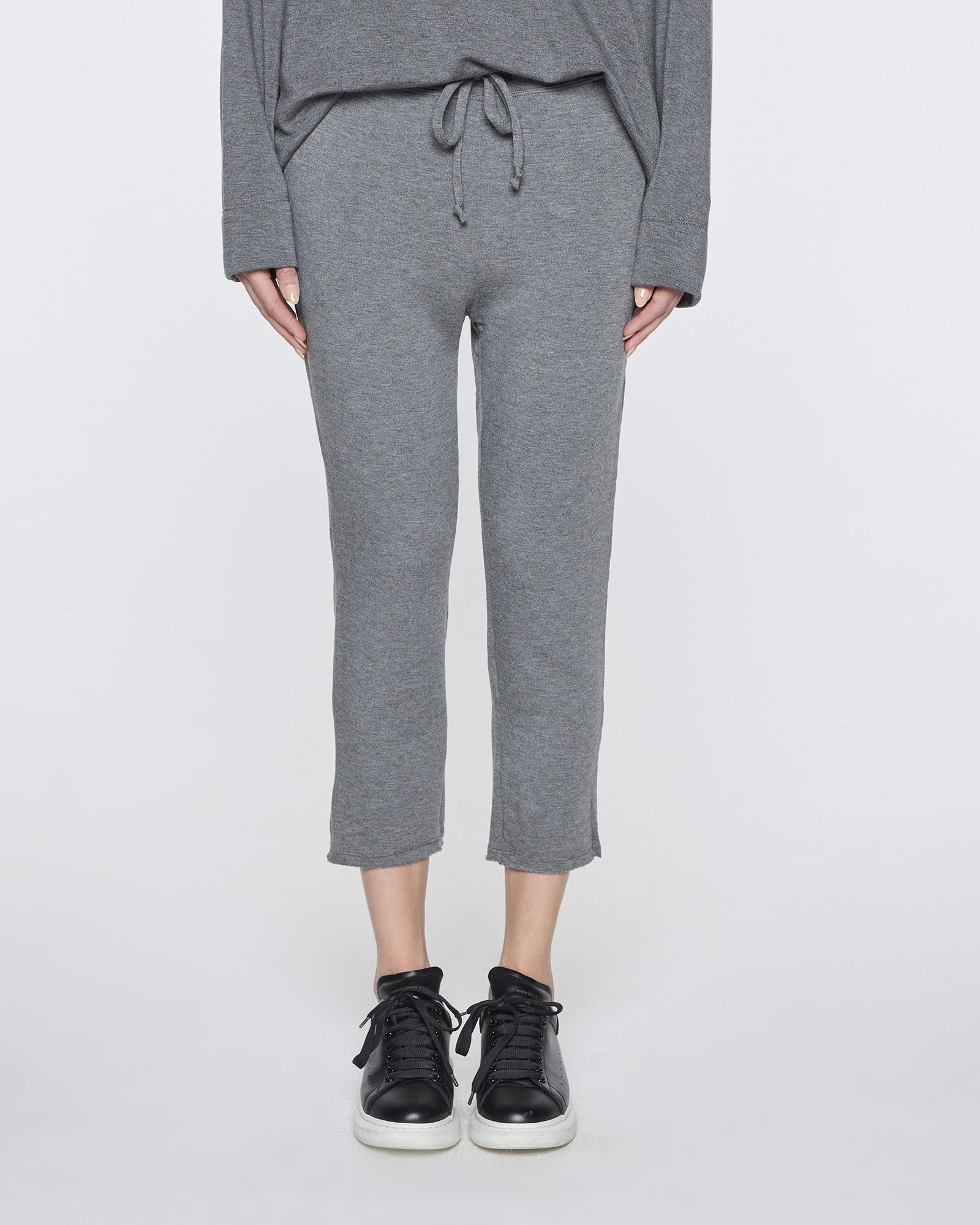 Dark Gray | The Drop Crop Pant