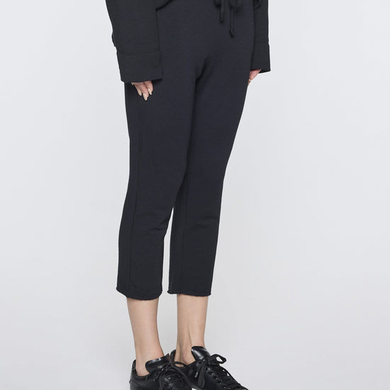 Black | The Drop Crop Pant