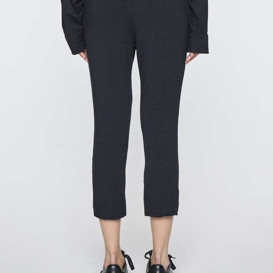 Black | The Drop Crop Pant