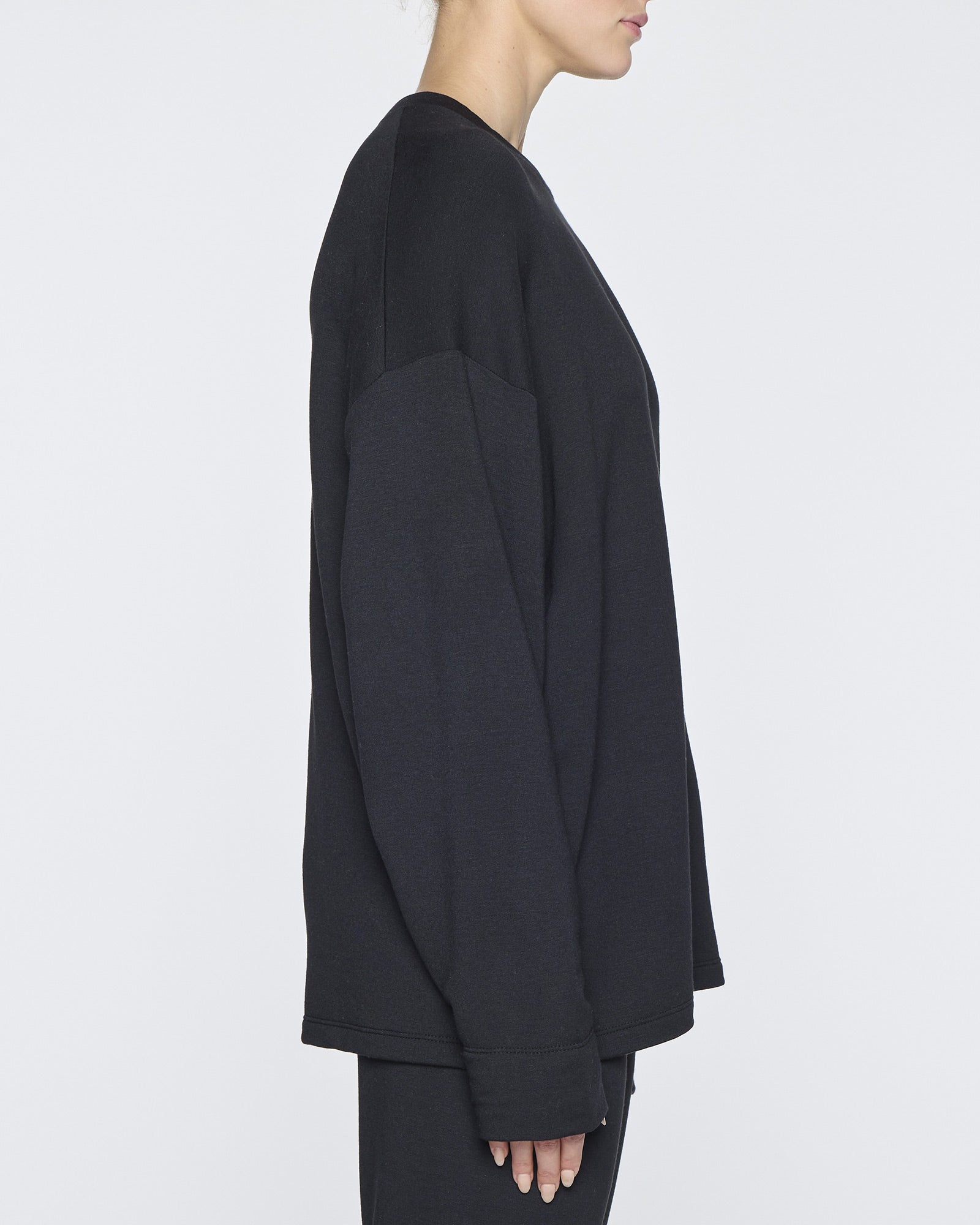 Black | Women's Oversized Crew Neck