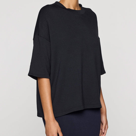 Black | Women's Oversized T-Shirt