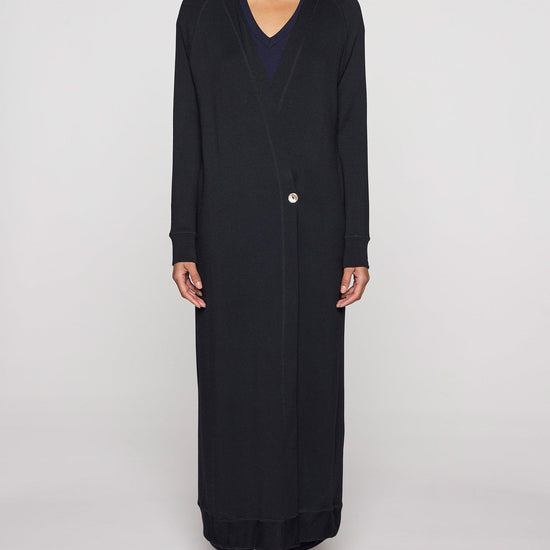 Black | Duster Buttoned Up