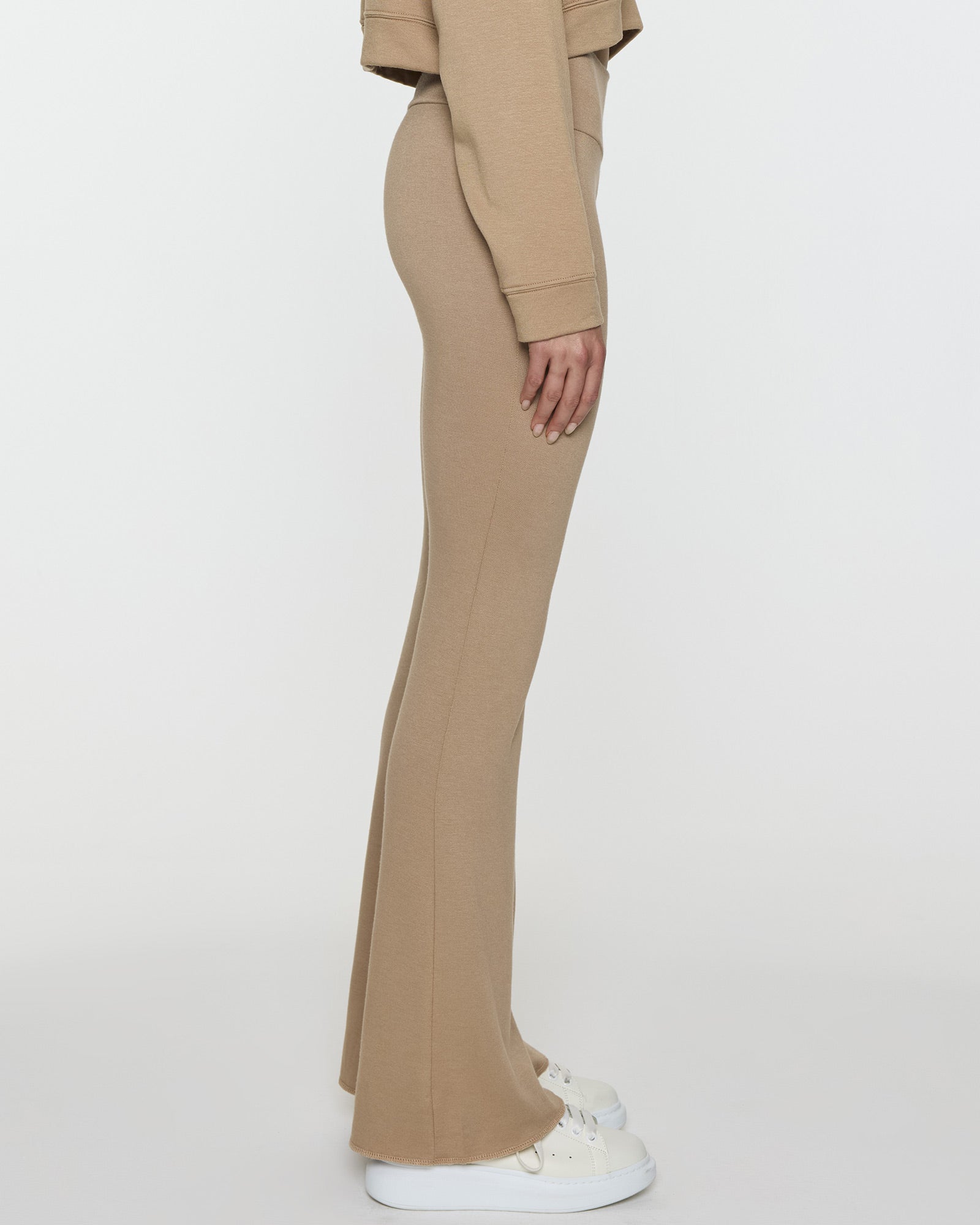 Camel | The Kaia Gerber Yoga Pant