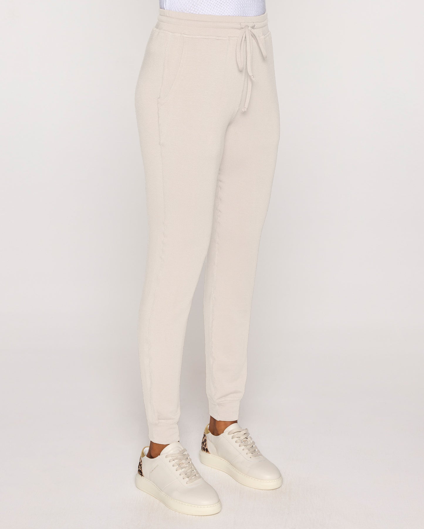 Unbleached | The Women's Elevated Jogger Angle