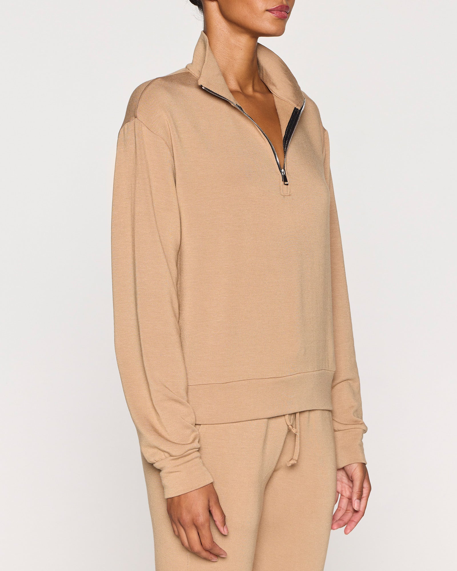 Camel | The Women's 1/4 Zip Angle