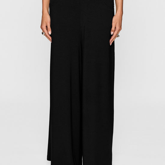 Black | The Lyndie Pant by Bleusalt