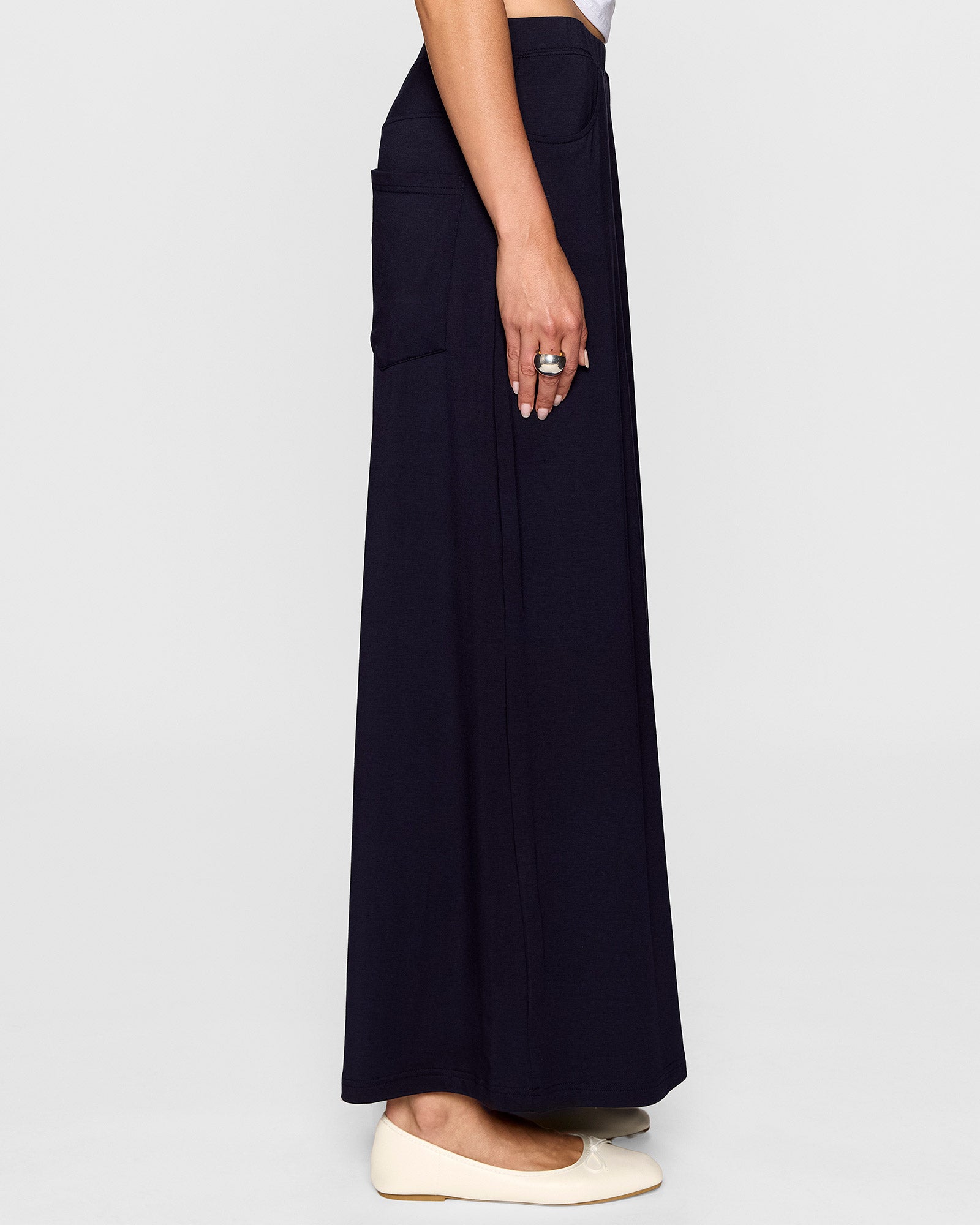 Navy | The Lyndie Pant by Bleusalt
