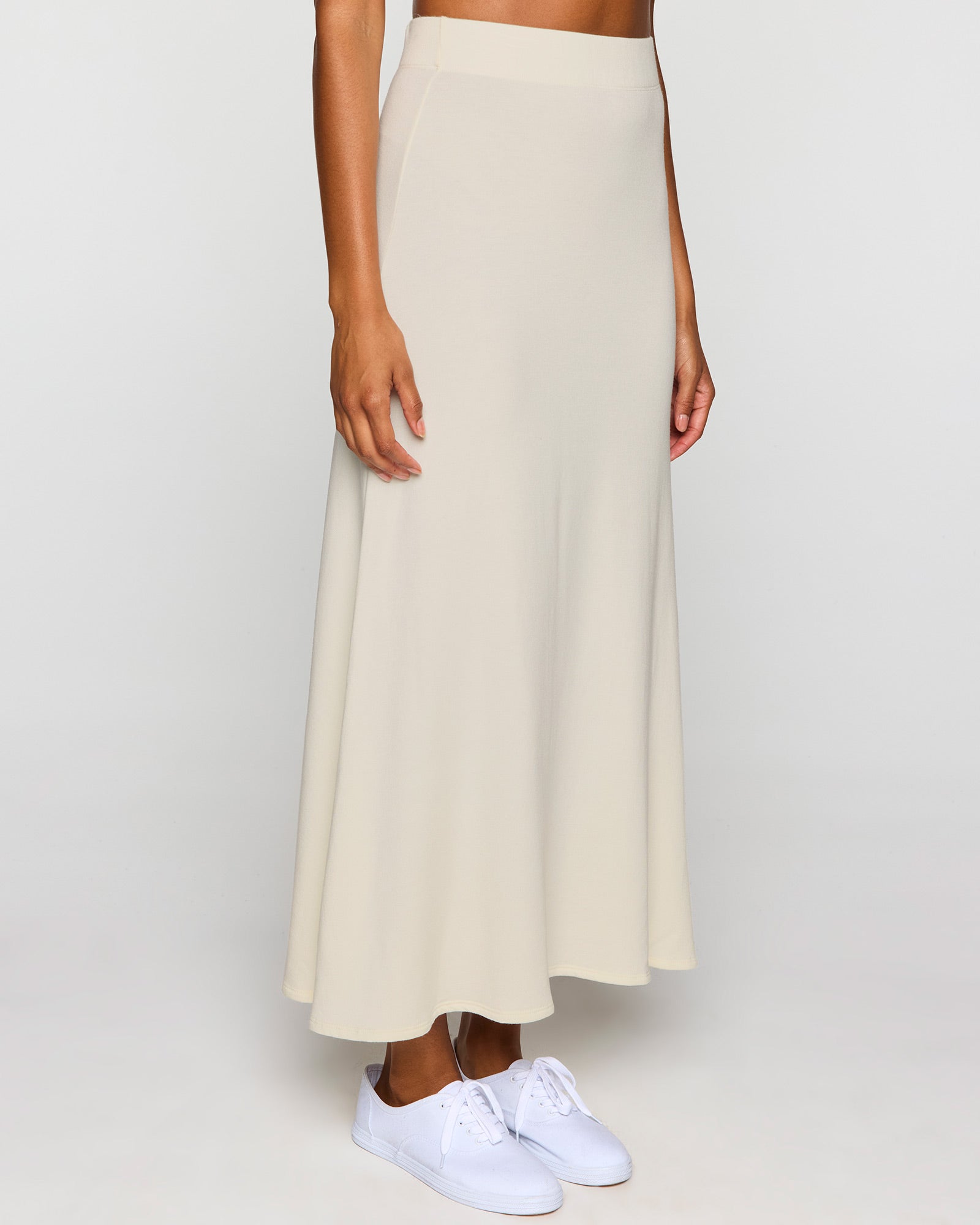 White a 2024 line skirt