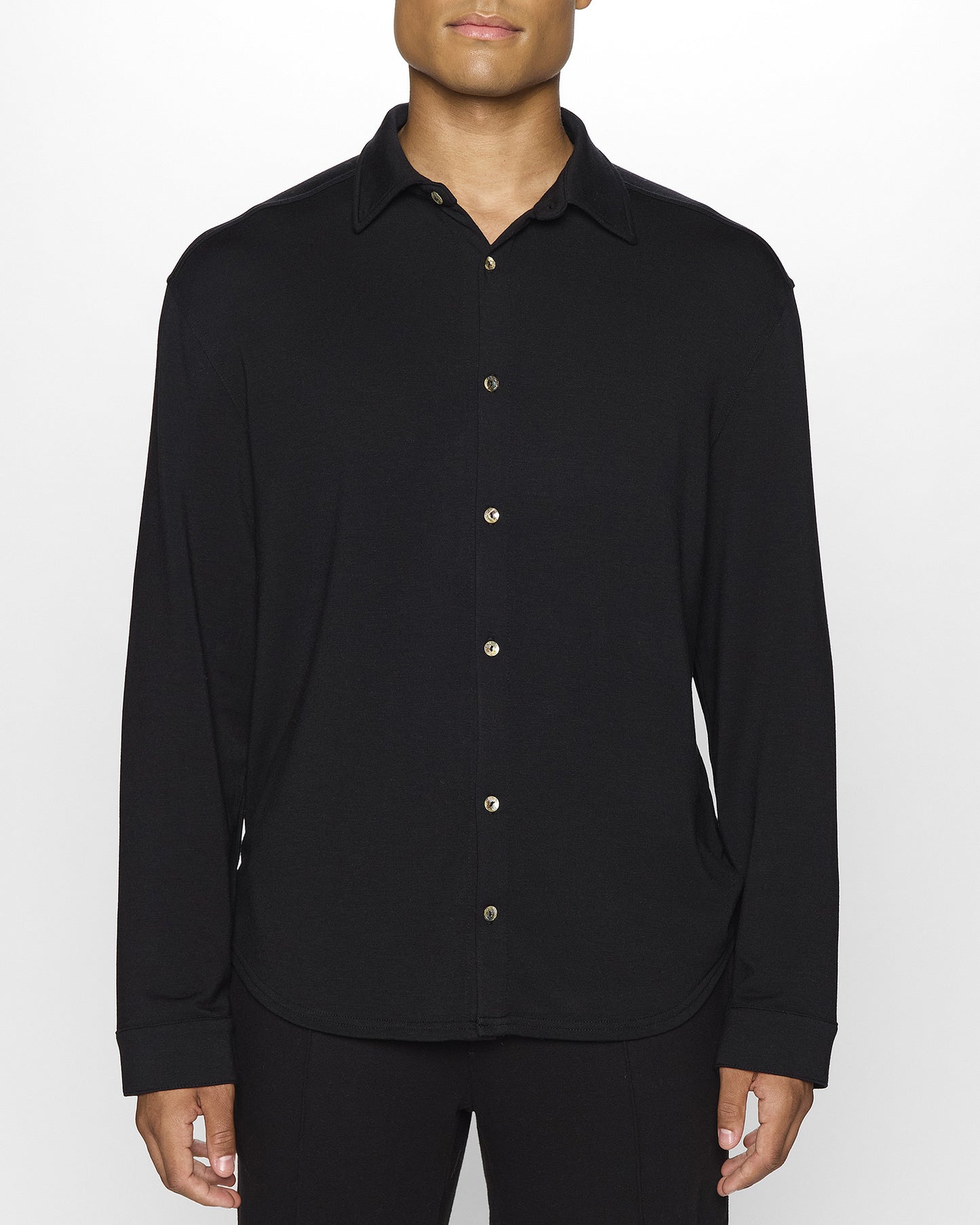 Black | The Men's Classic Shirt Front