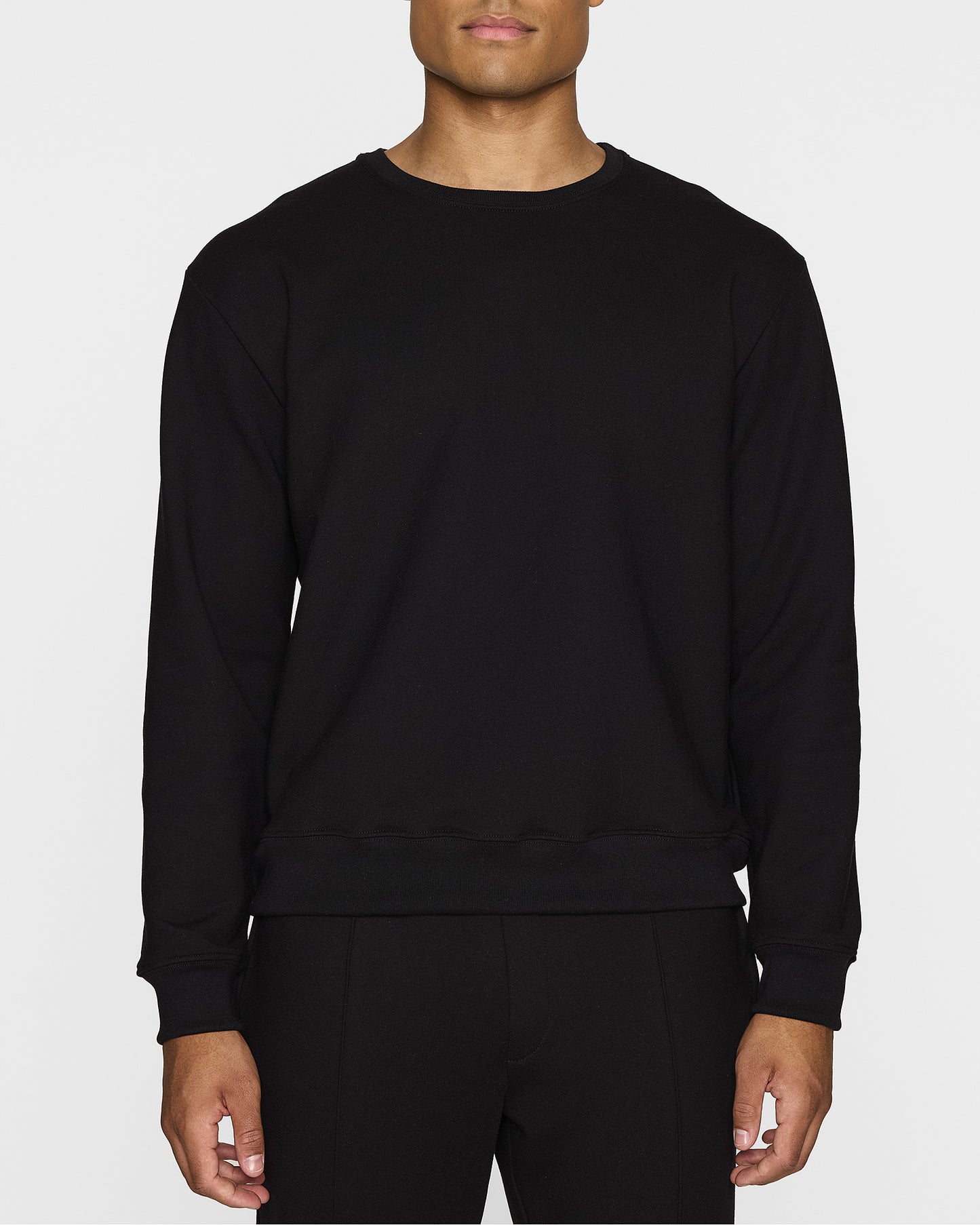 Black | The Luxe Men's Crew