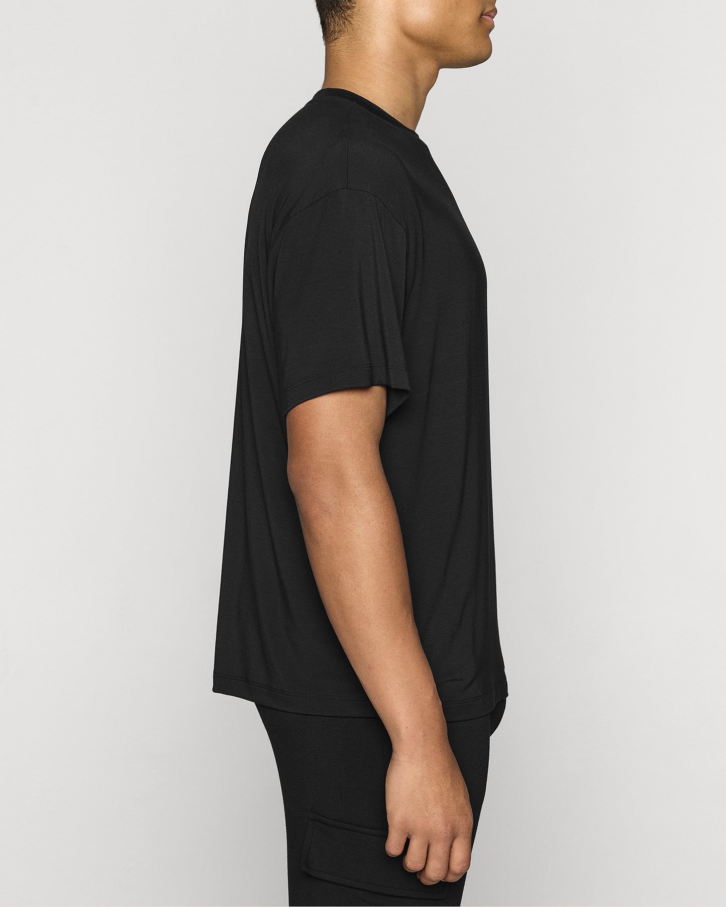 Black | Men's Oversized T Lite