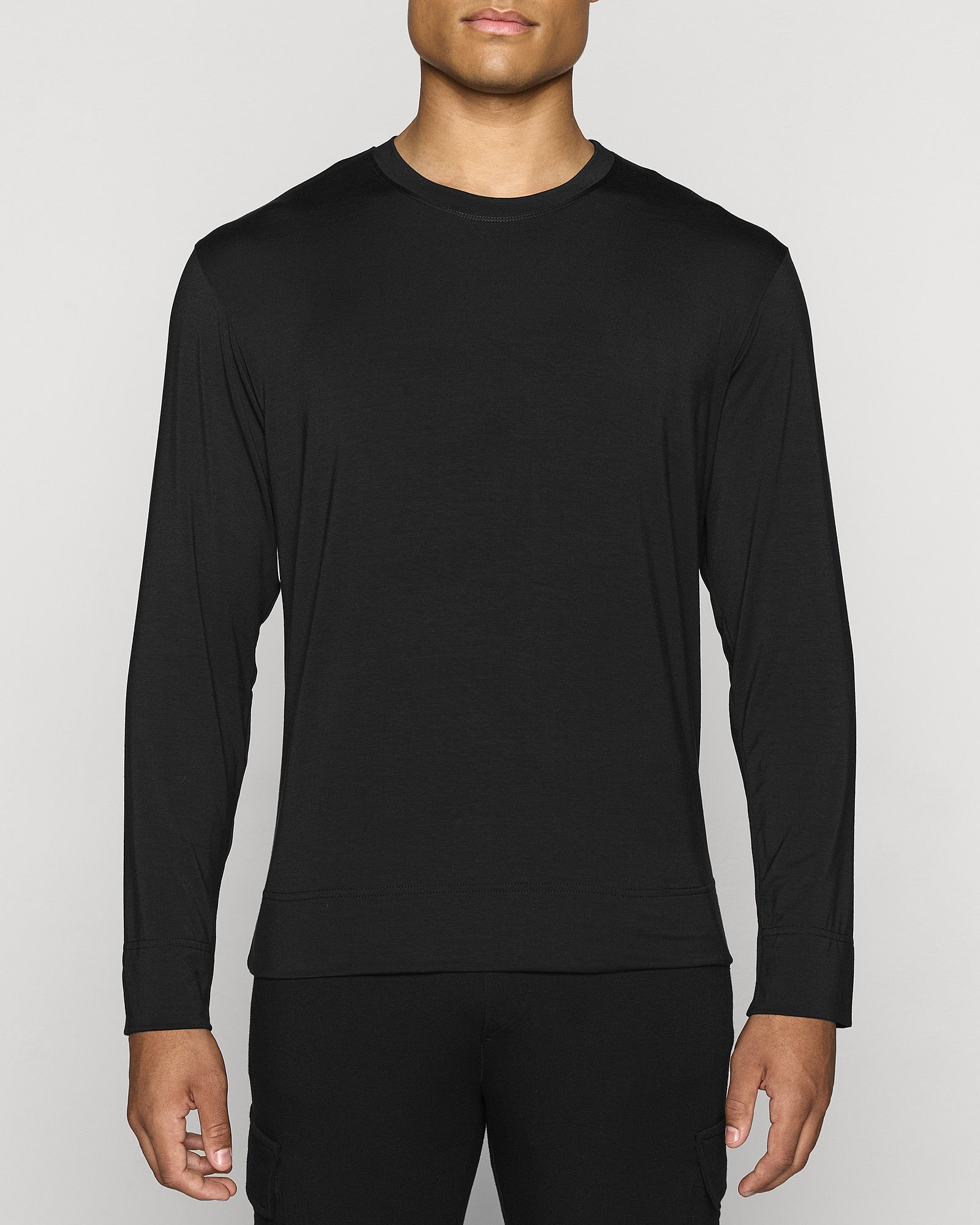 Black | The Long Sleeve Crew Pullover Lite