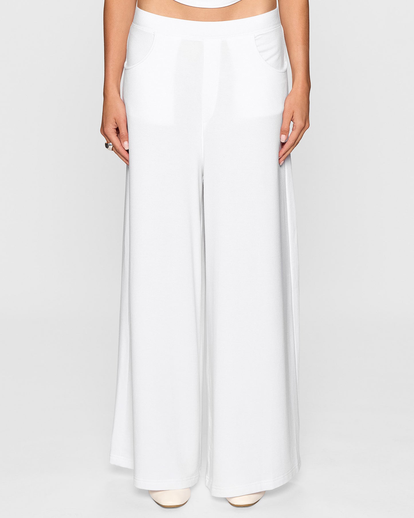 White | The Lyndie Pant by Bleusalt