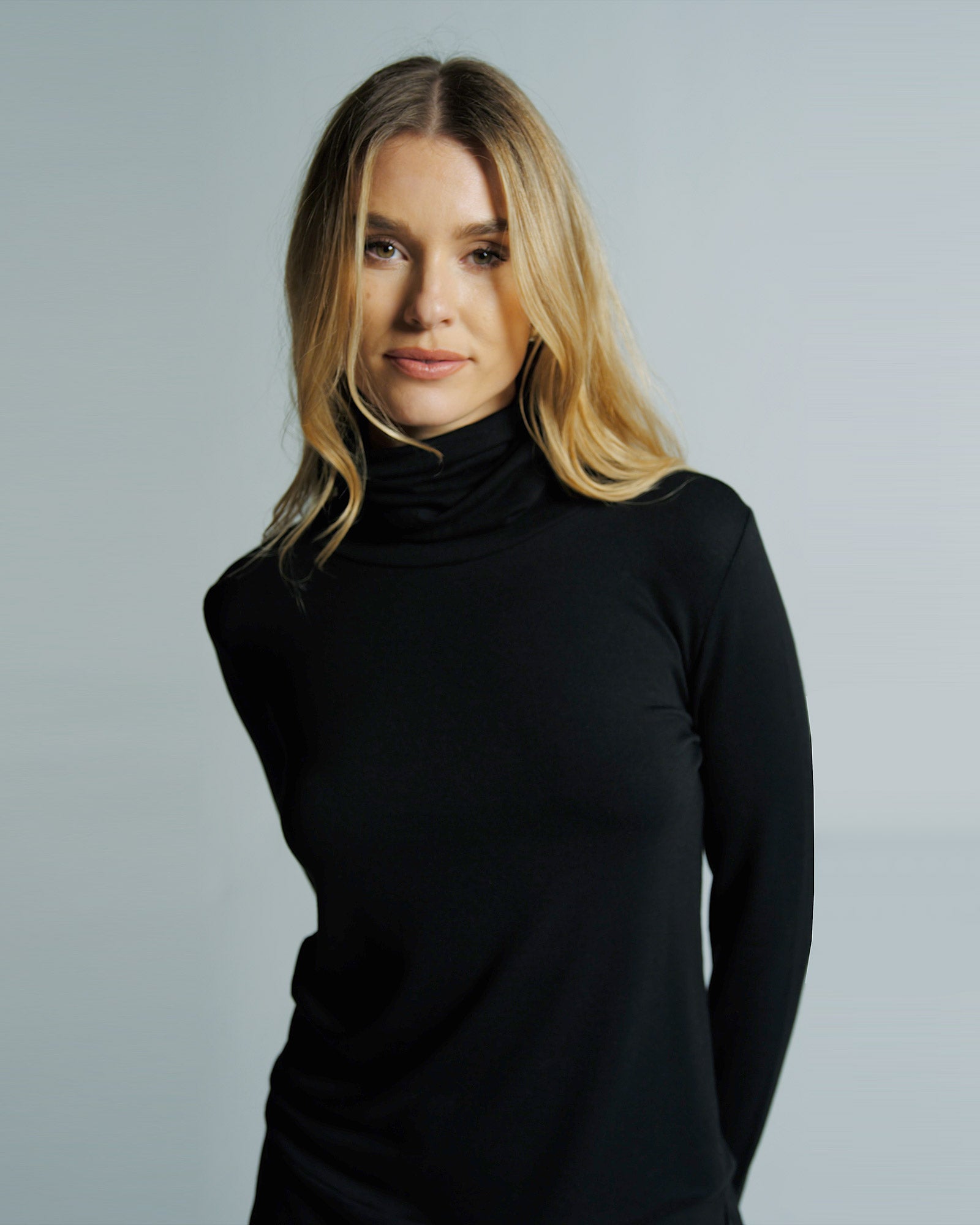 The Turtleneck by Bleusalt