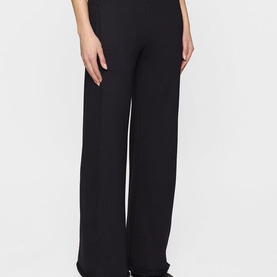 Navy | The Luxe Cindy Pant