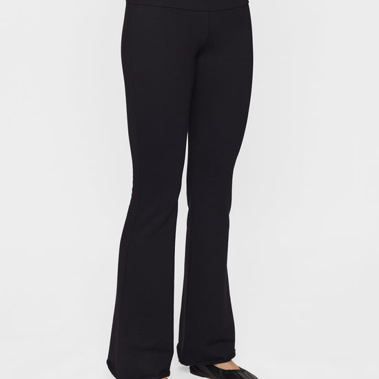 Navy | The Luxe Kaia Pant