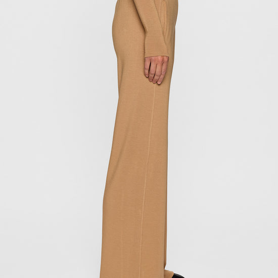 Camel | The Cindy Pant designed by Cindy Crawford