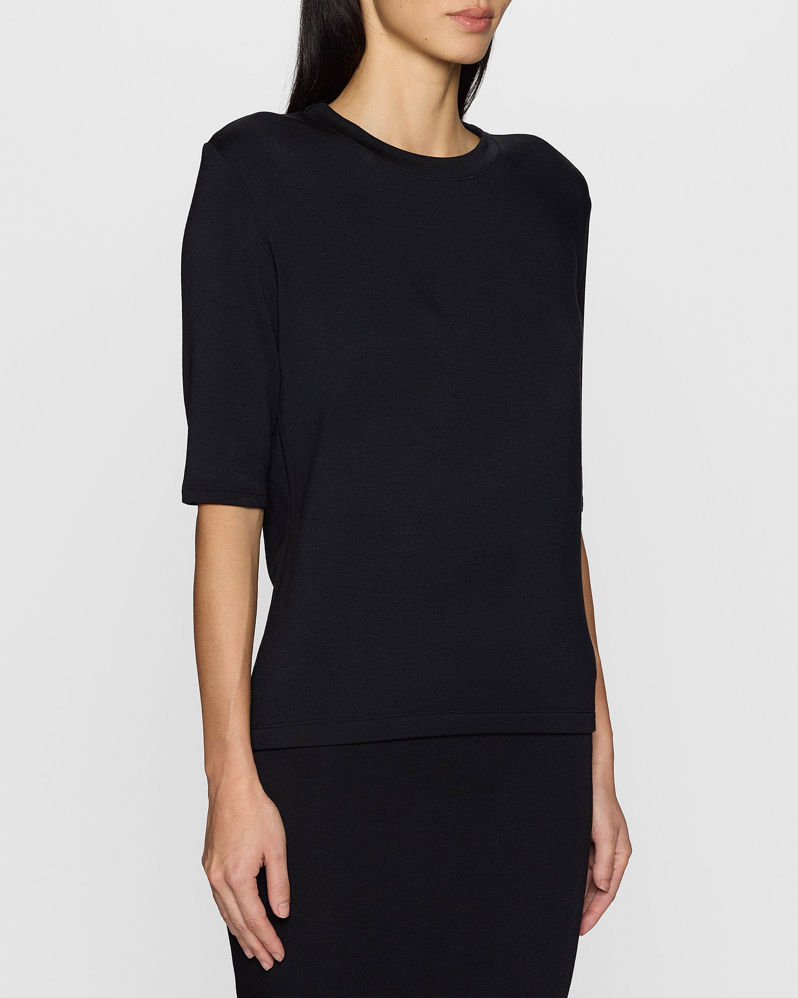 Black | The Elbow Sleeve Classic Crew