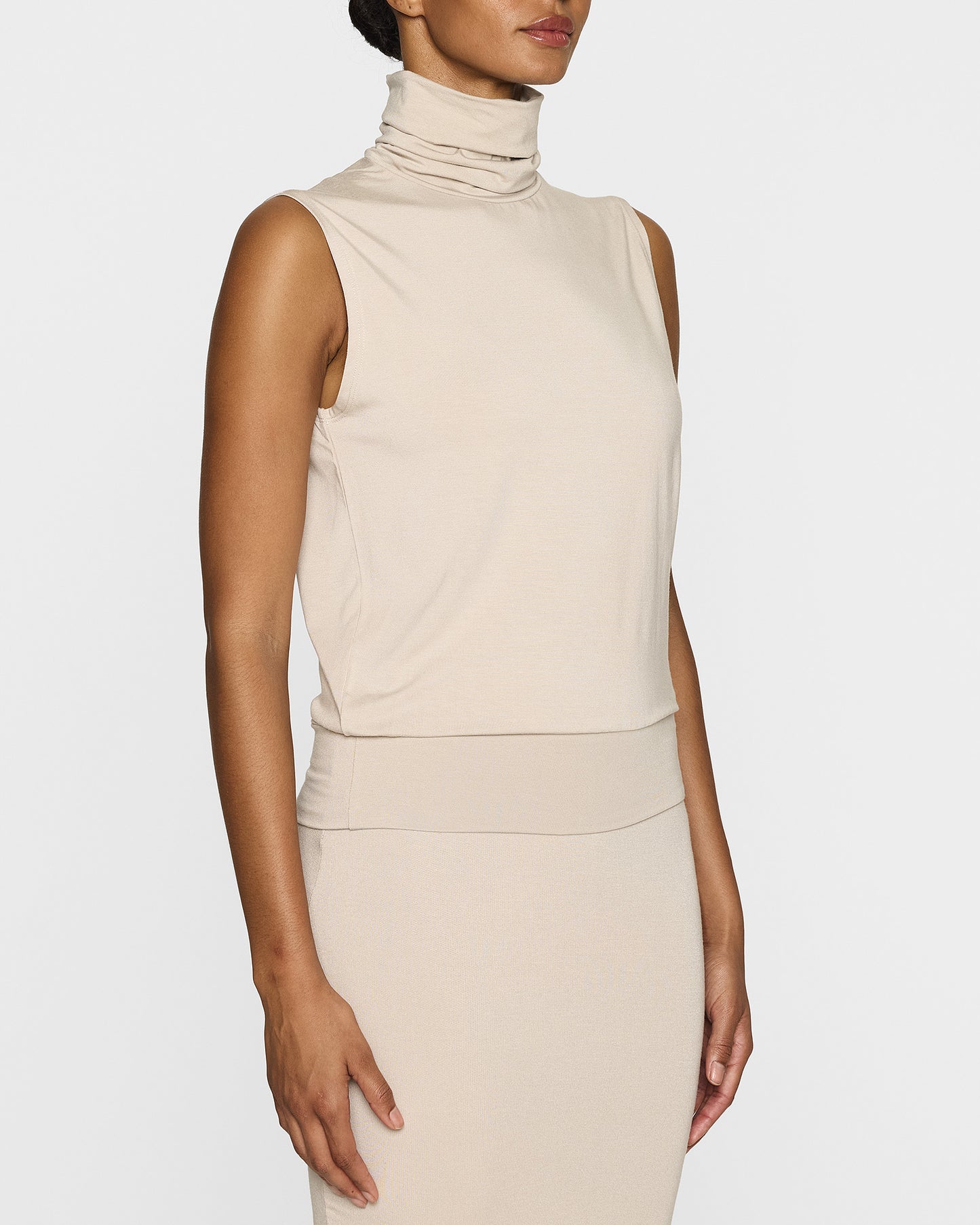 Stone | The Sleeveless Turtleneck LITE