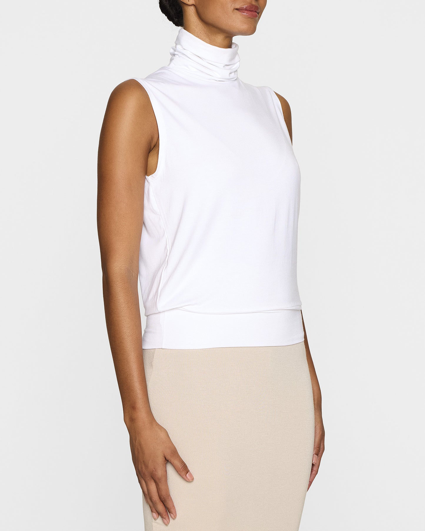 White | The Sleeveless Turtleneck LITE